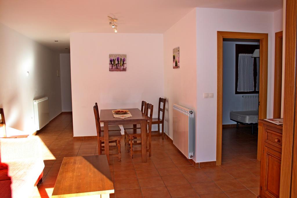 Apartamentos Mobison Salinas de Bielsa 외부 사진