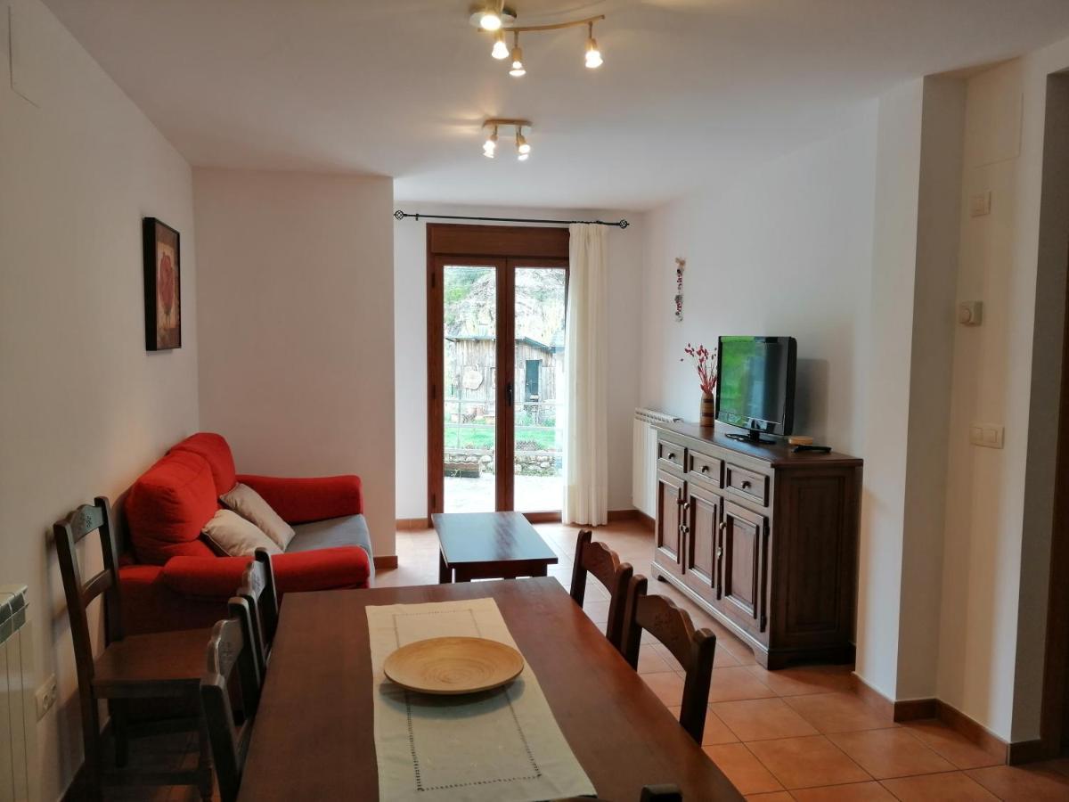 Apartamentos Mobison Salinas de Bielsa 외부 사진